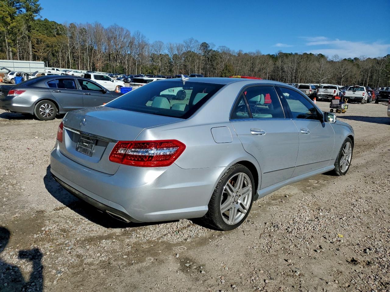 2010 MERCEDES-BENZ E 350 photo 3