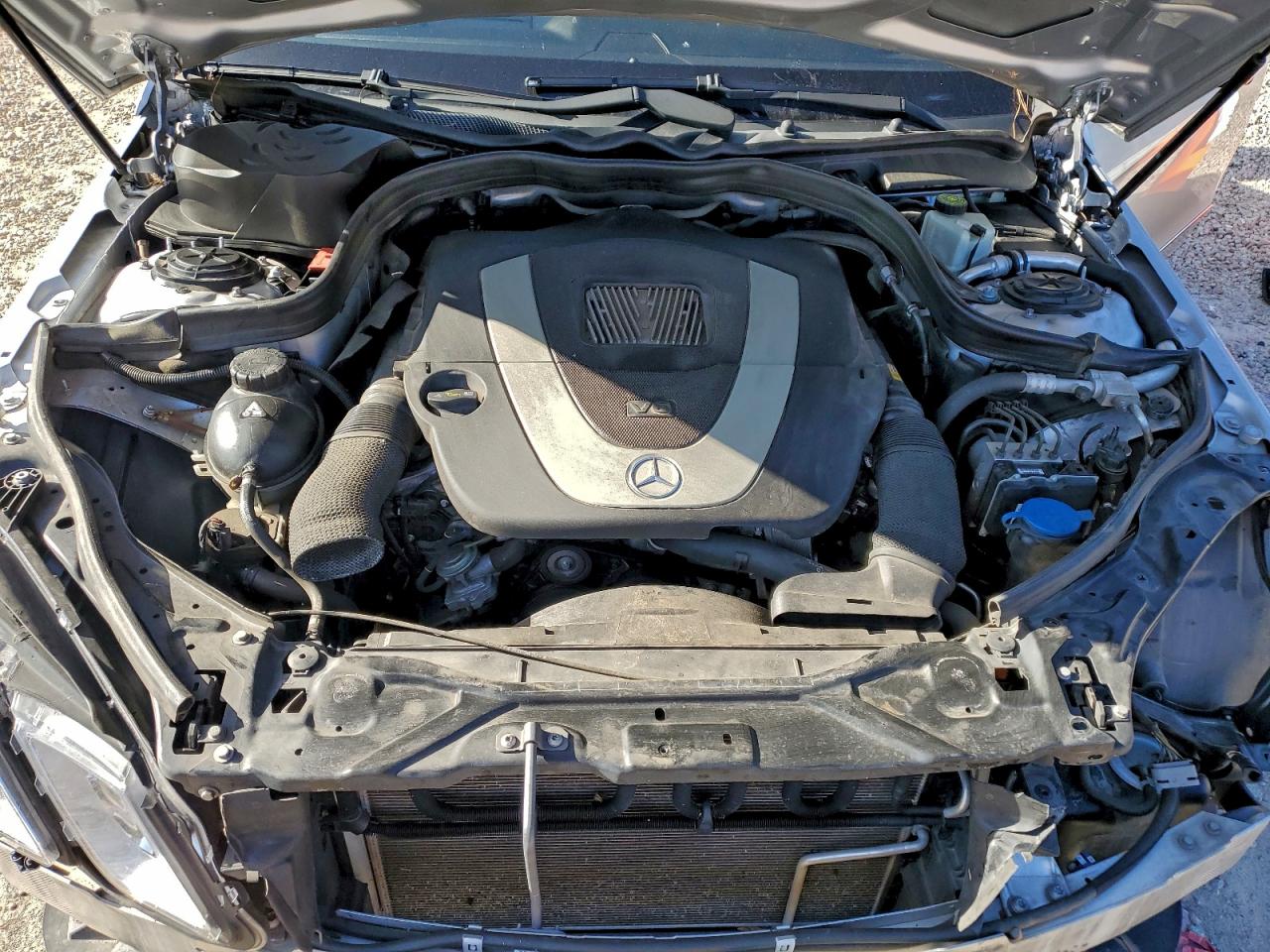 2010 MERCEDES-BENZ E 350 photo 11