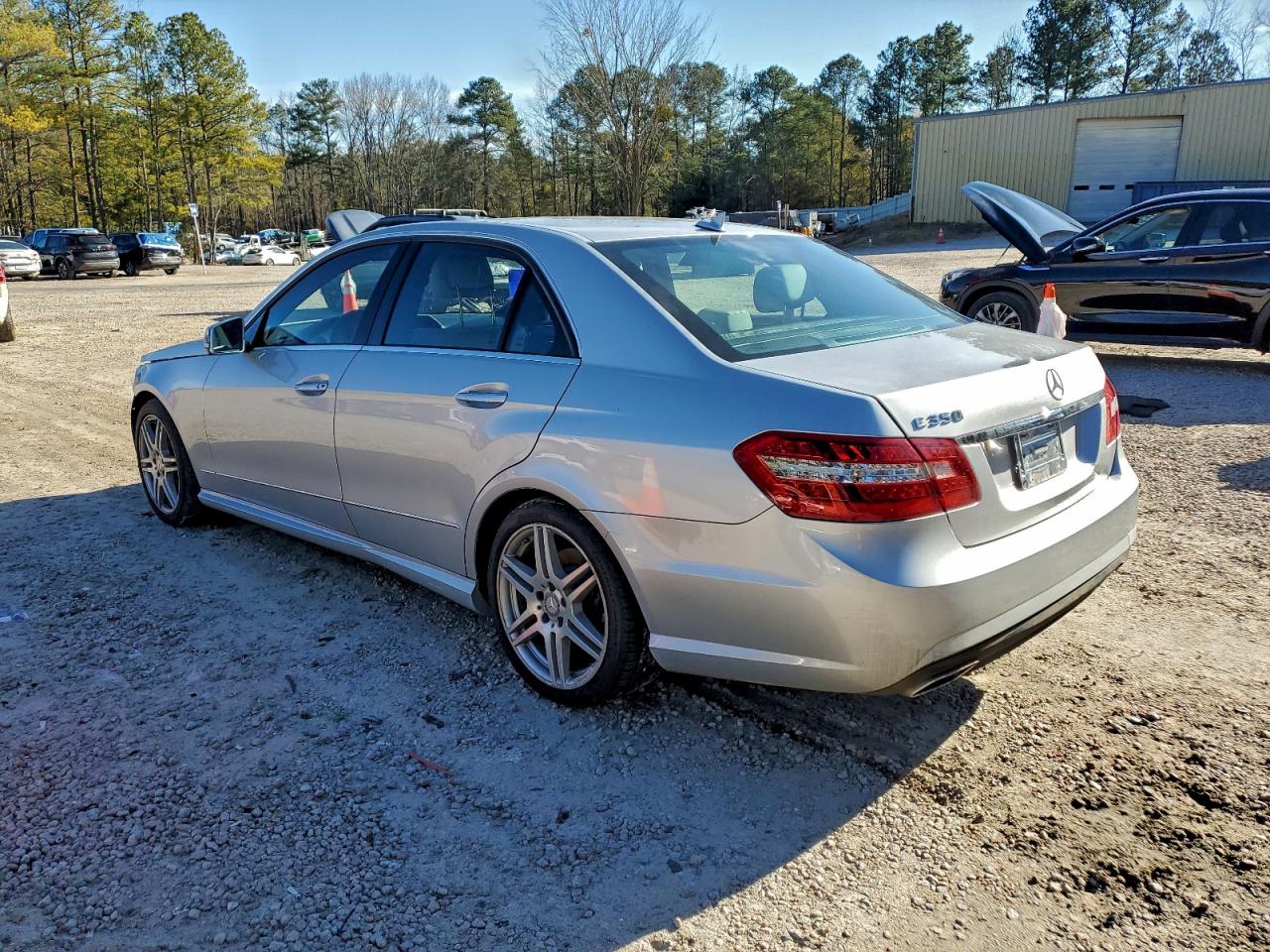 2010 MERCEDES-BENZ E 350 photo 2