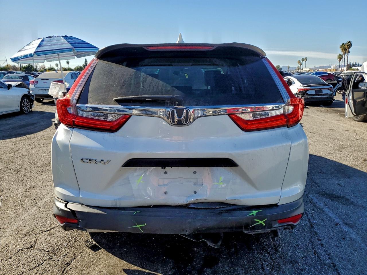 2017 HONDA CR-V LX photo 6