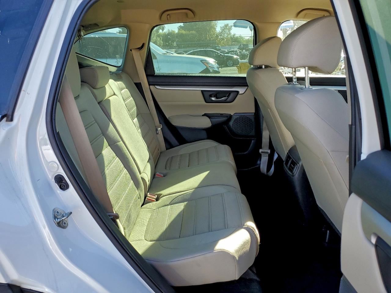 2017 HONDA CR-V LX photo 11