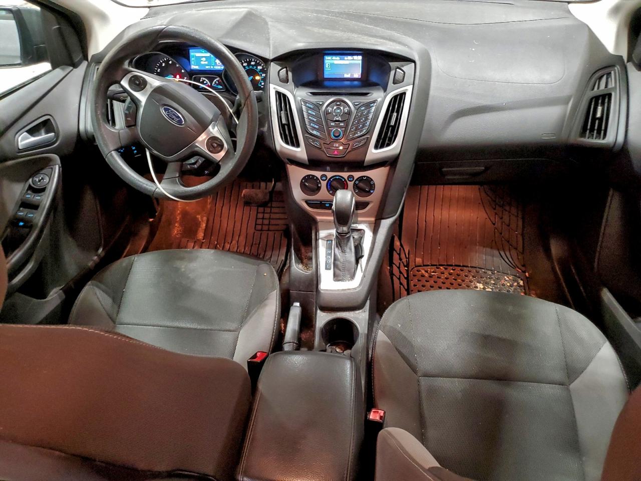 2013 FORD FOCUS SE photo 8