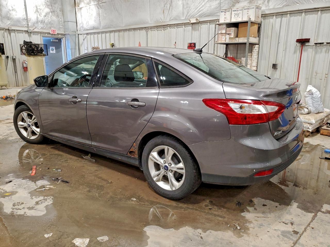 2013 FORD FOCUS SE photo 2