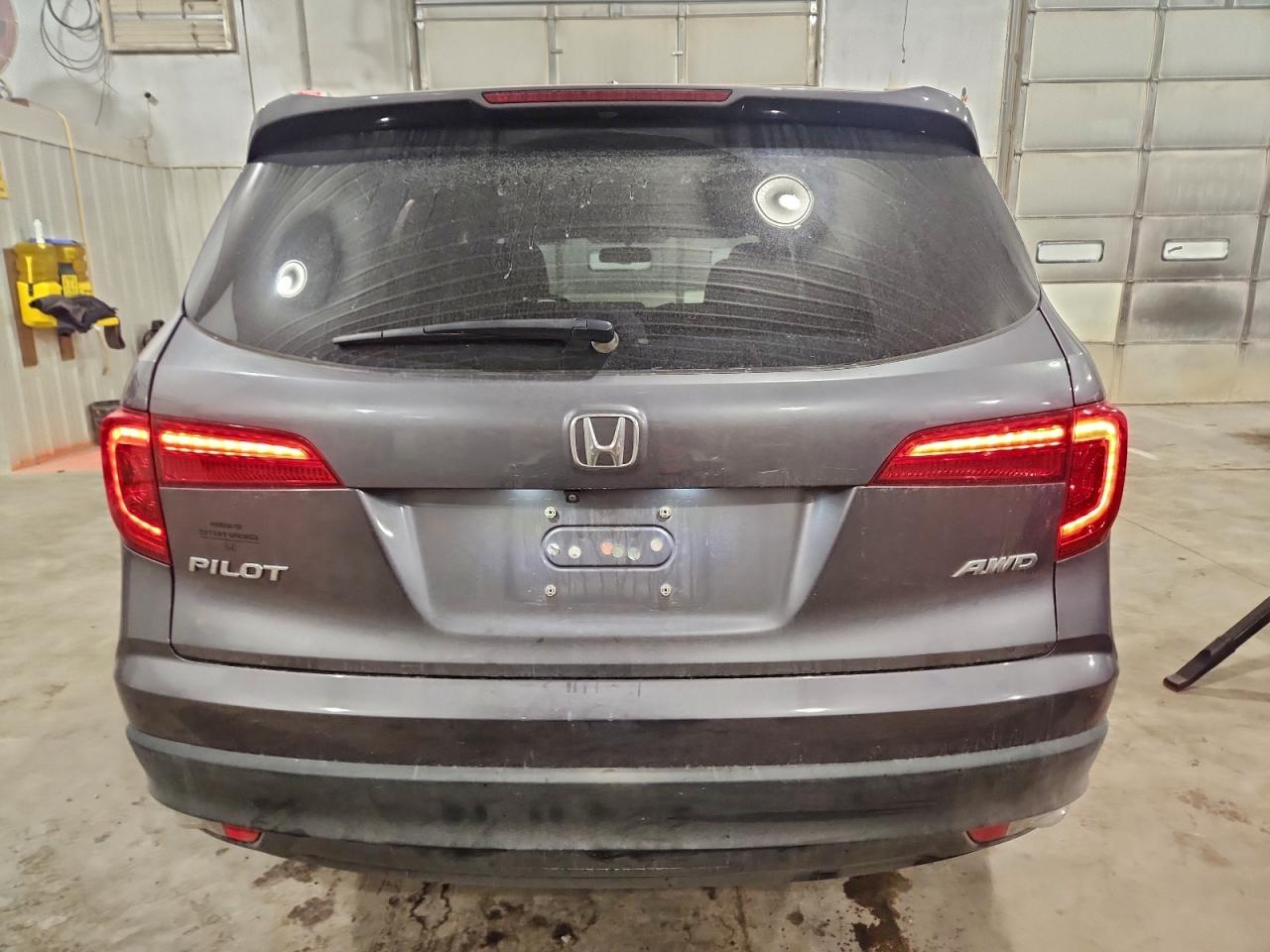 2016 HONDA PILOT EXL photo 6