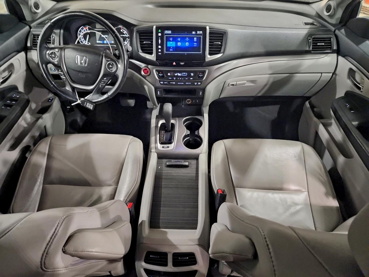2016 HONDA PILOT EXL photo 8