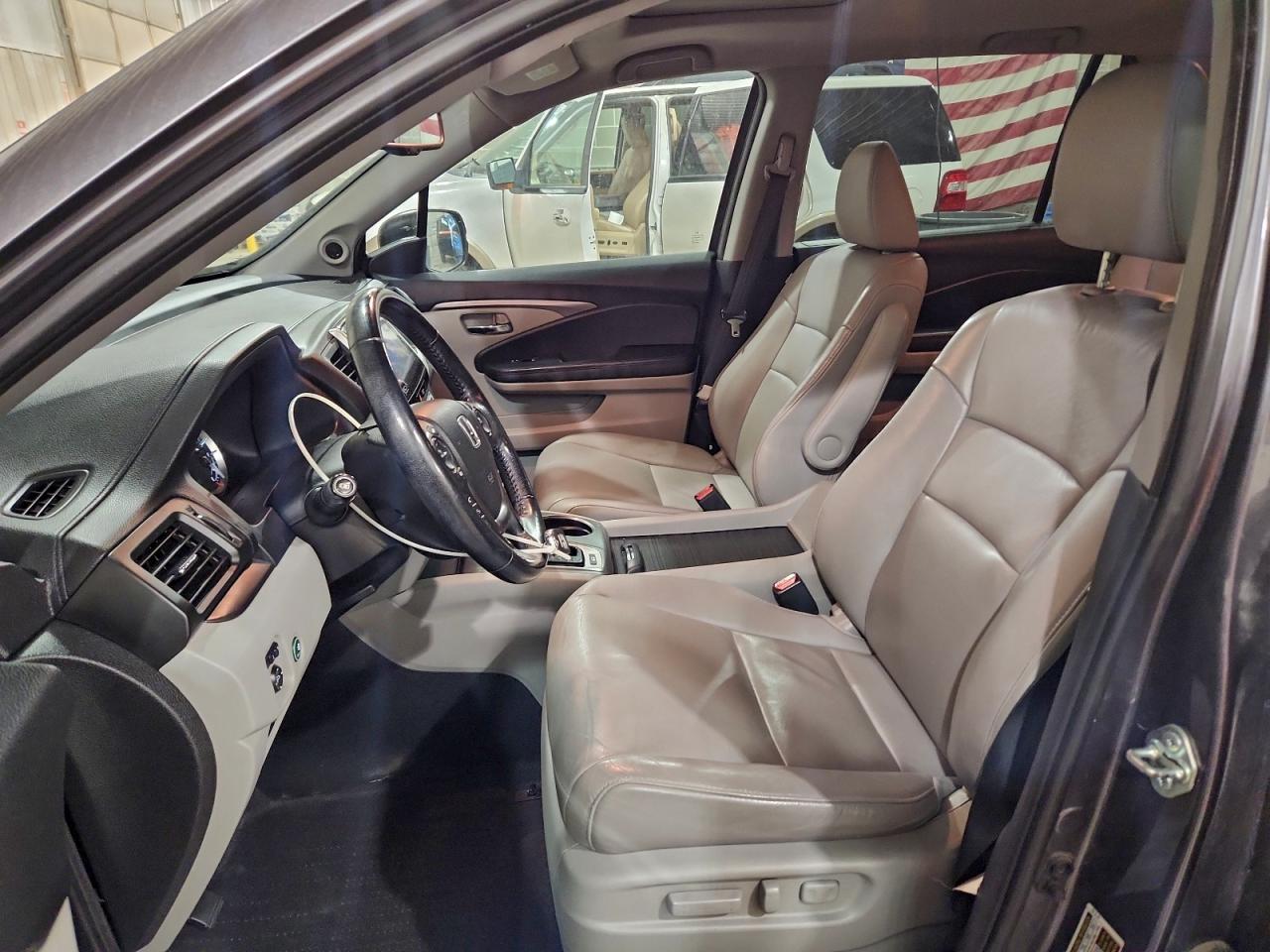 2016 HONDA PILOT EXL photo 7