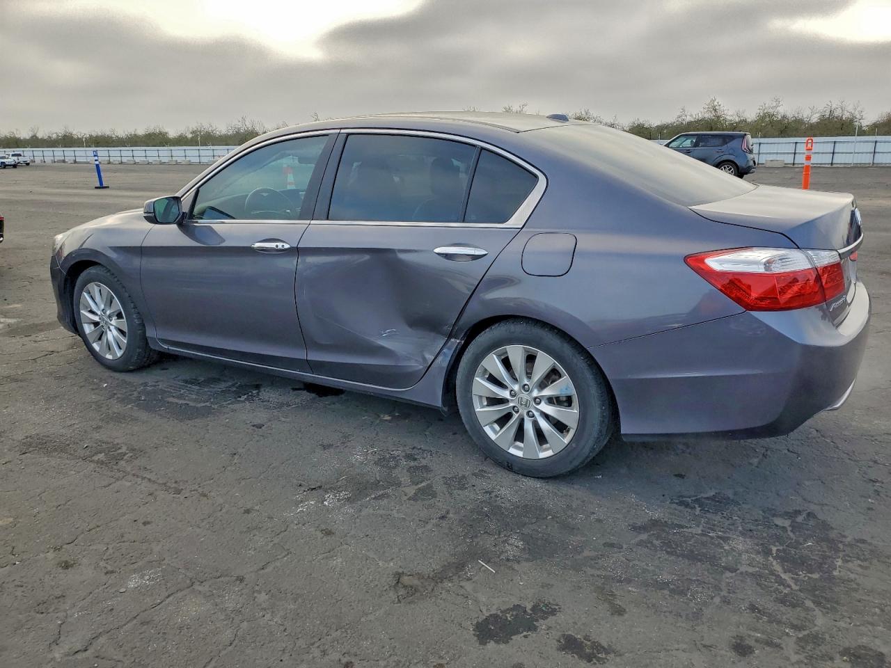 2015 HONDA ACCORD EXL photo 2