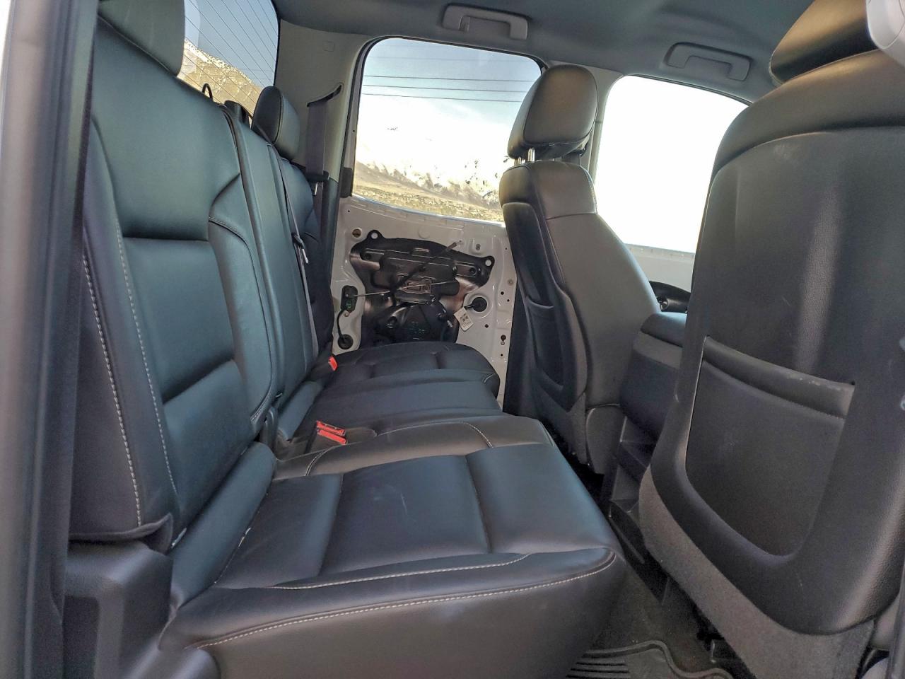 2015 CHEVROLET SILVERADO K1500 LT photo 10