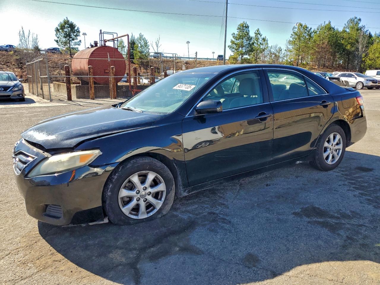 2011 TOYOTA CAMRY