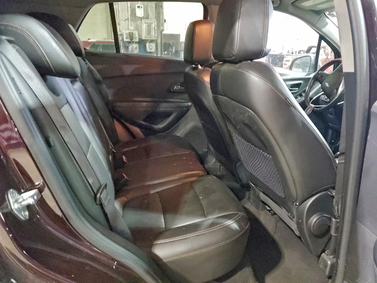 2021 CHEVROLET TRAX 1LT photo 11
