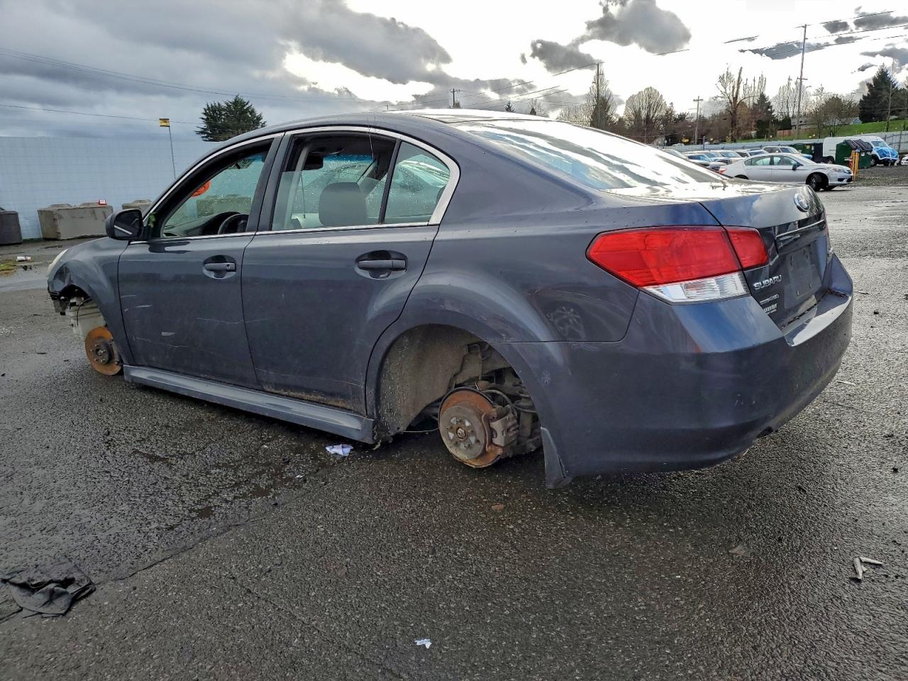 2013 SUBARU LEGACY 2.5I PREMIUM photo 2