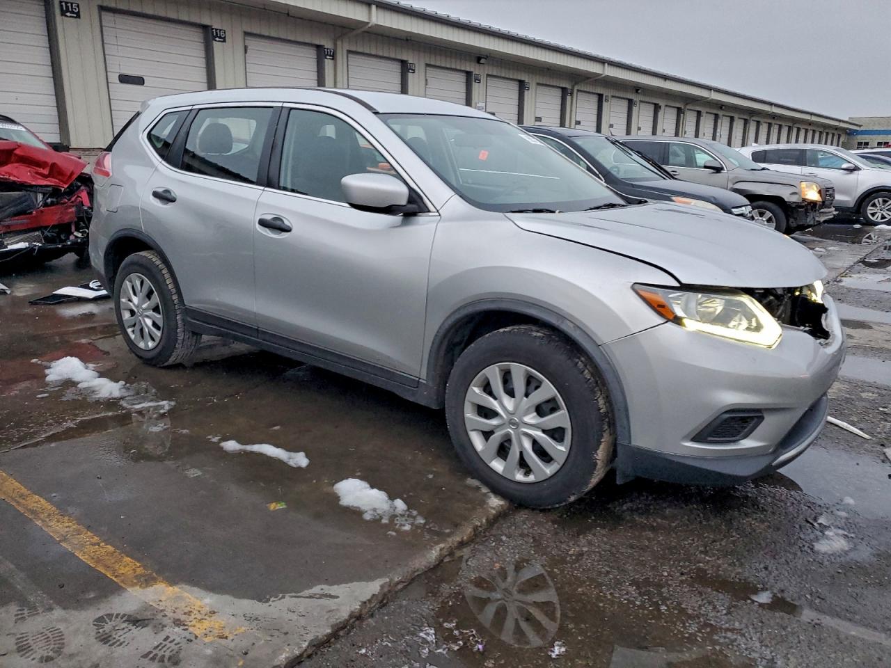 2016 NISSAN ROGUE S photo 4