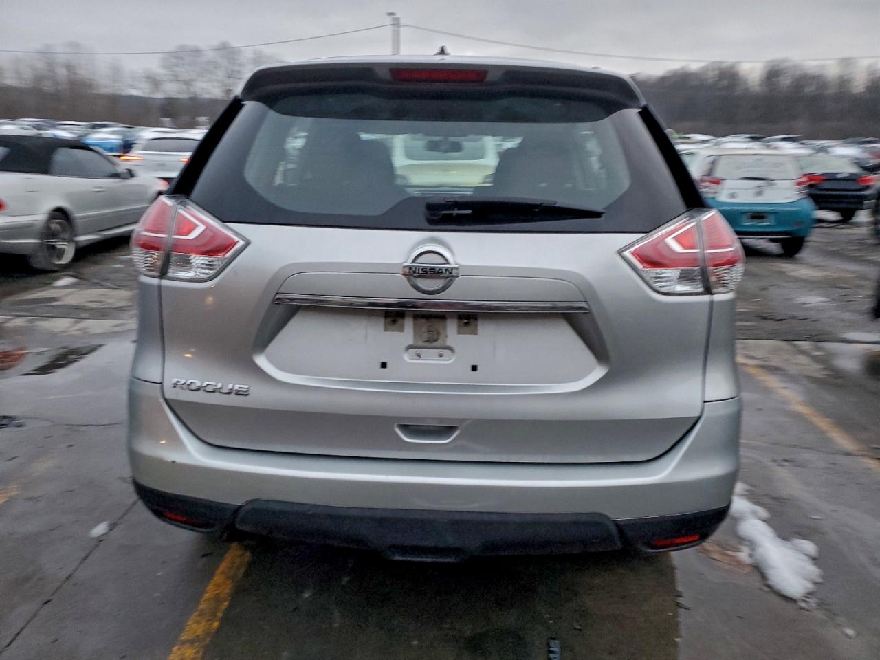 2016 NISSAN ROGUE S photo 6