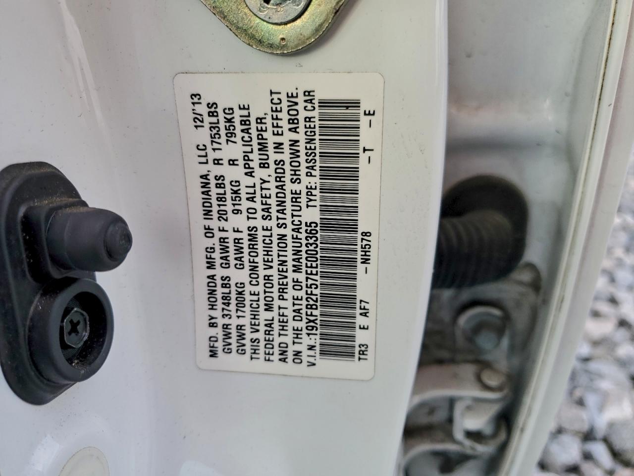 2014 HONDA CIVIC LX photo 13