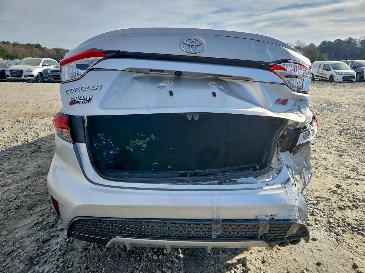 2020 TOYOTA COROLLA SE photo 6