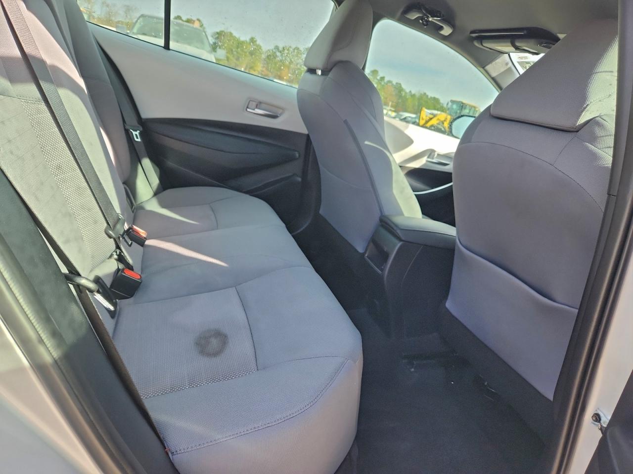 2020 TOYOTA COROLLA SE photo 10