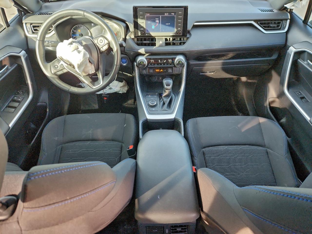 2022 TOYOTA RAV4 SE photo 22