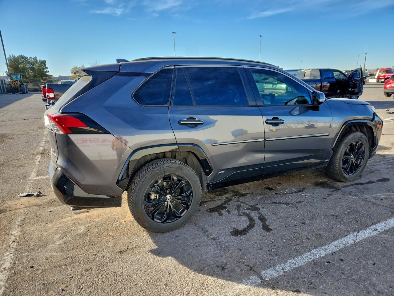 2022 TOYOTA RAV4 SE photo 7