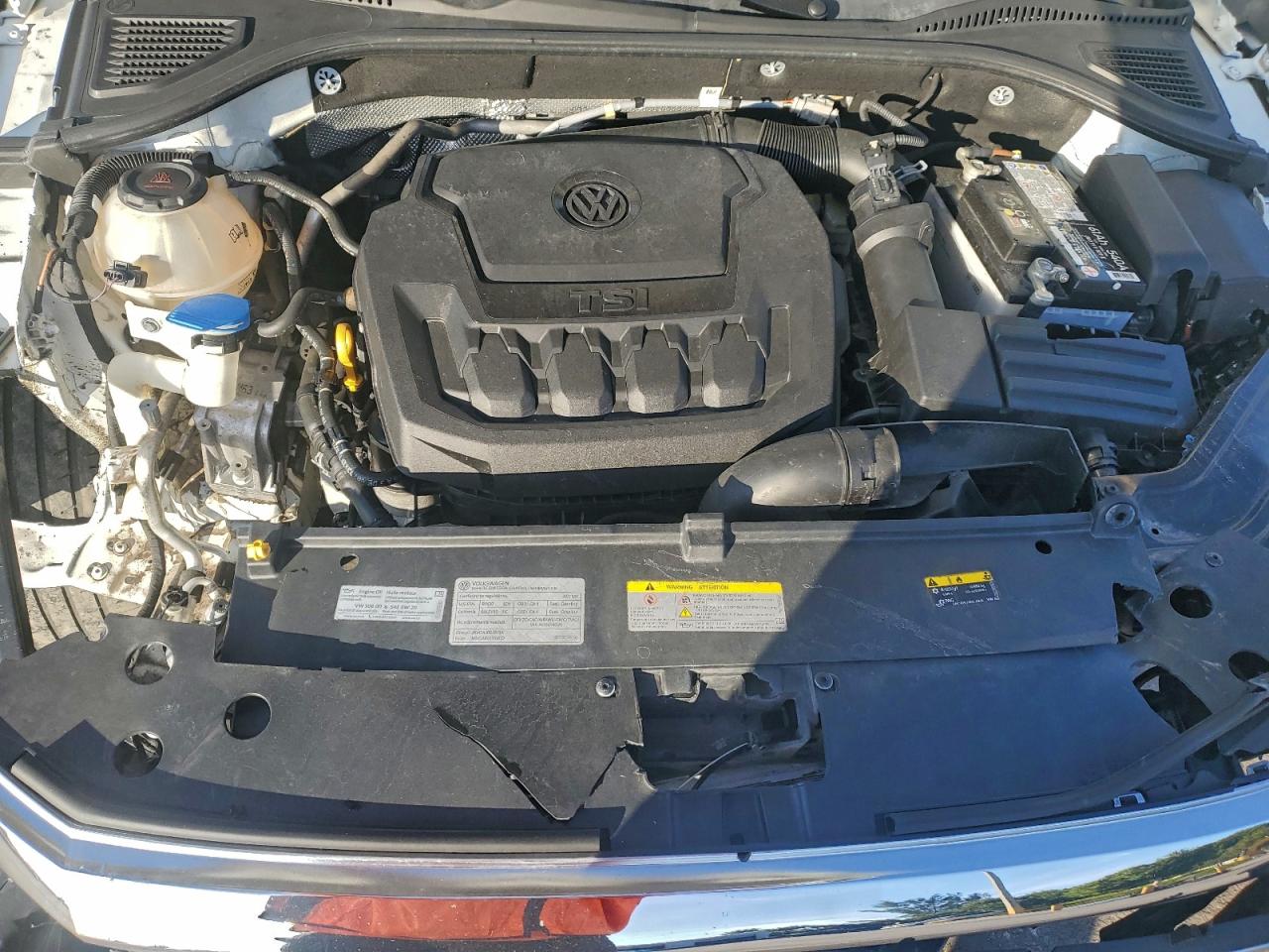 2021 VOLKSWAGEN PASSAT SE photo 21