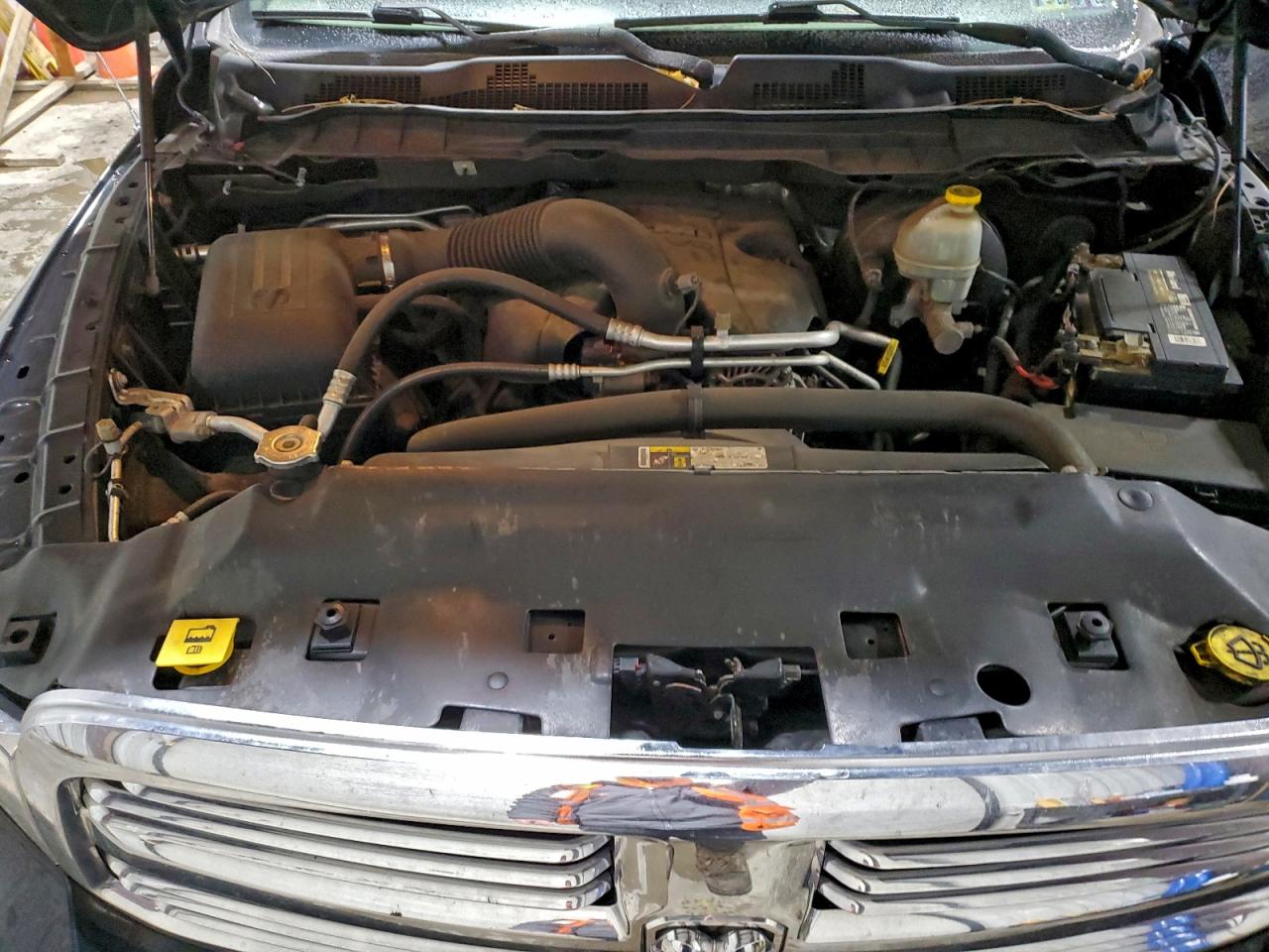 2016 RAM 1500 SLT photo 11