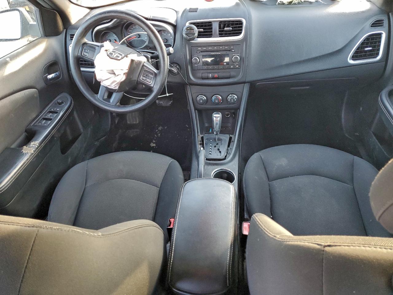2014 DODGE AVENGER SE photo 8