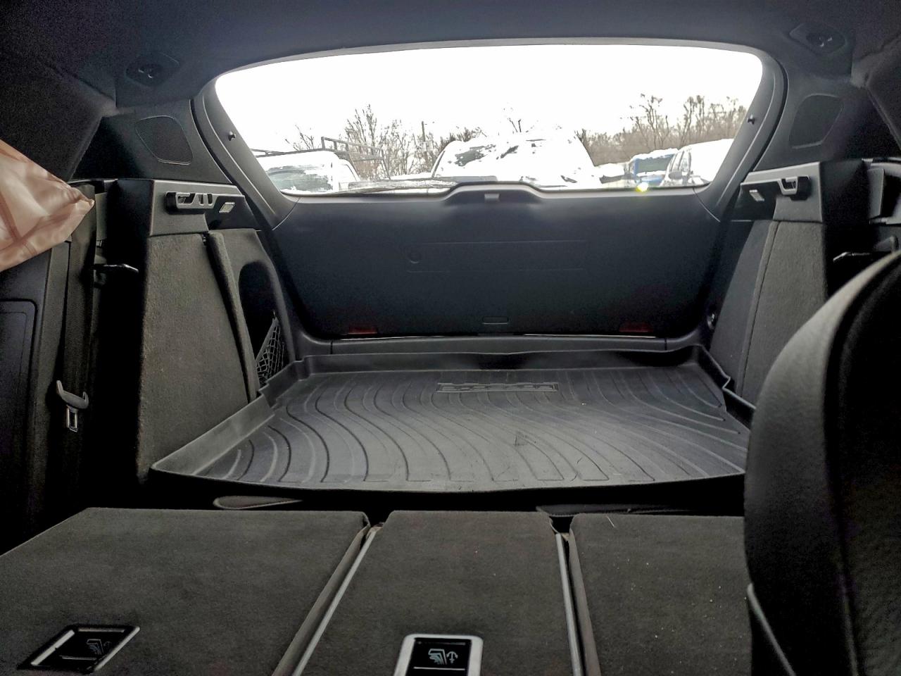 2018 PORSCHE MACAN photo 10