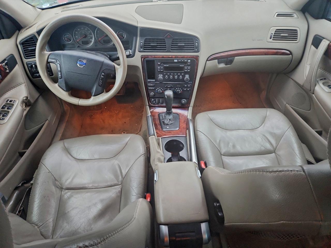 2005 VOLVO XC70 photo 8