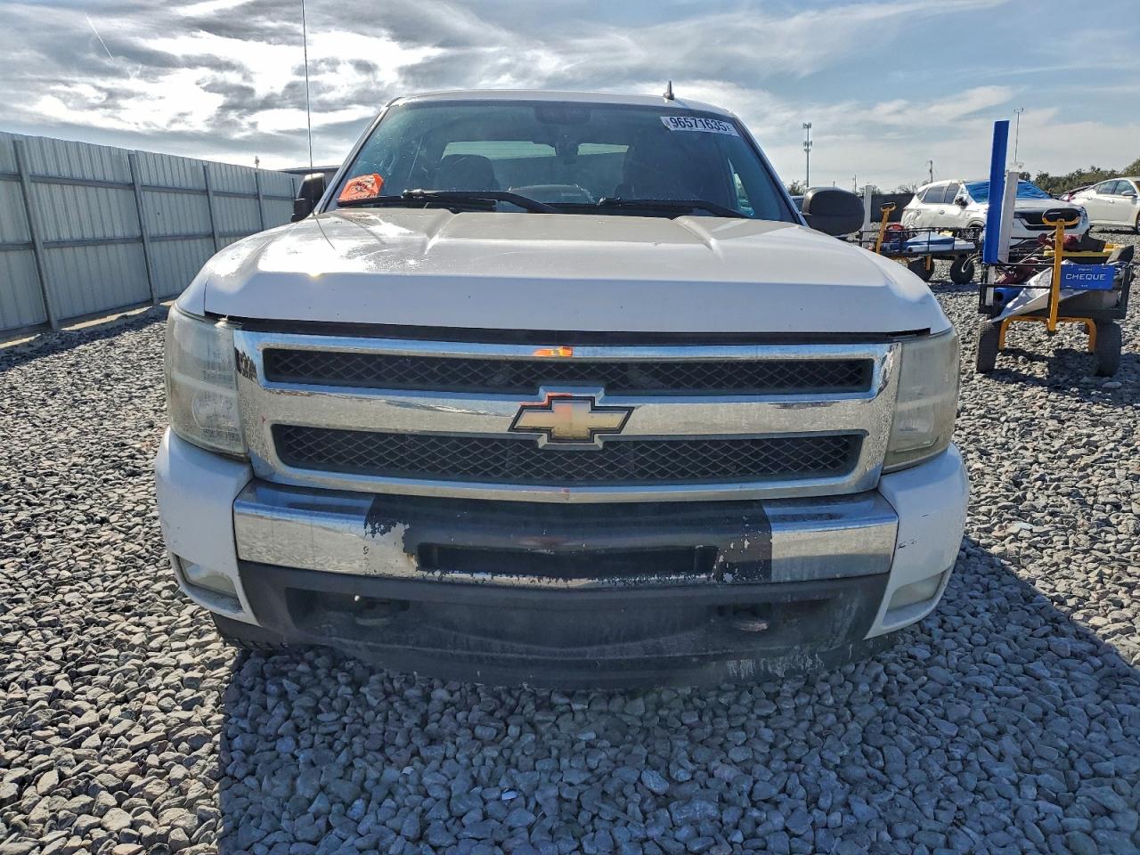 2009 CHEVROLET SILVERADO K1500 LT photo 5