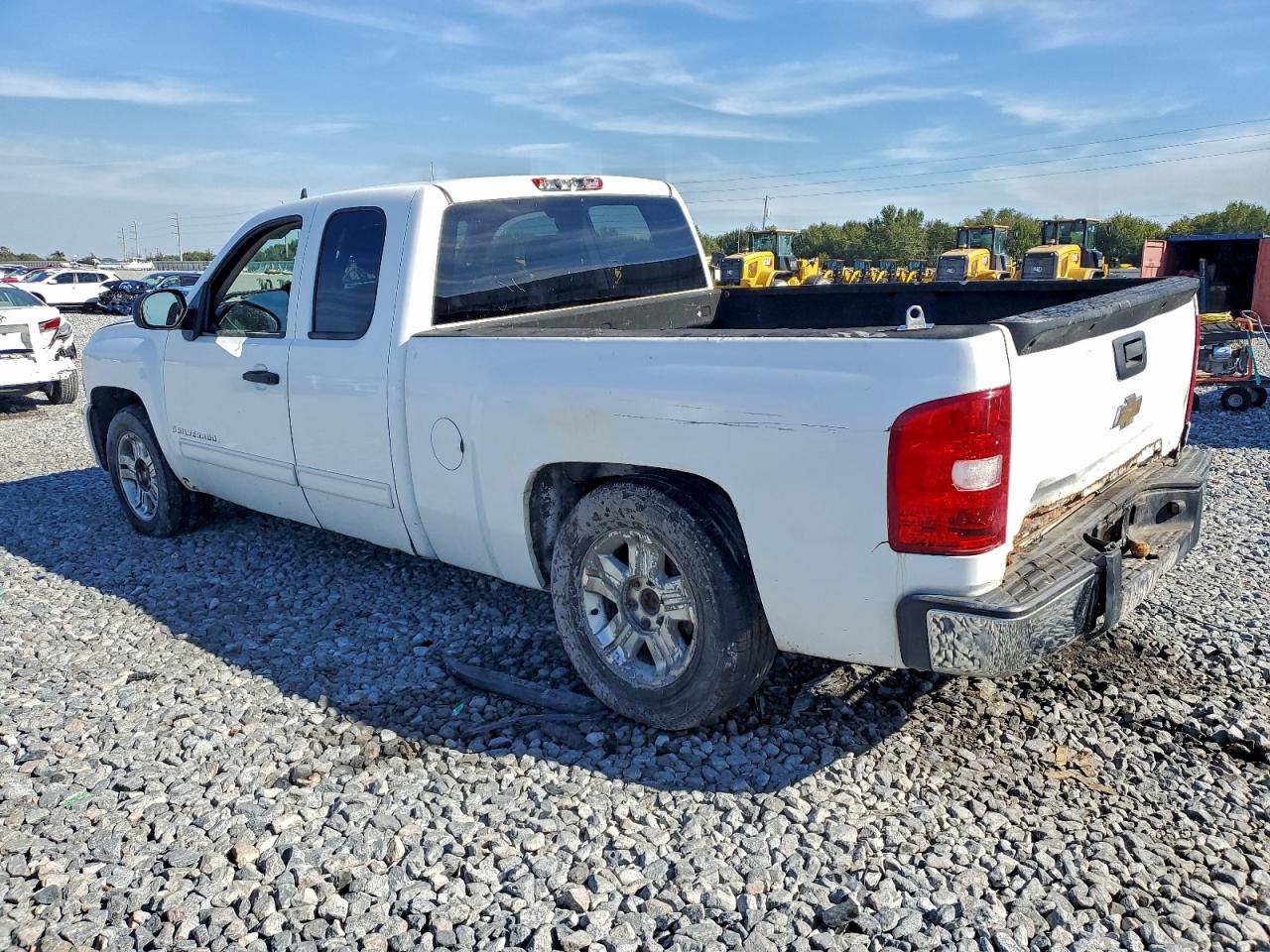 2009 CHEVROLET SILVERADO K1500 LT photo 2
