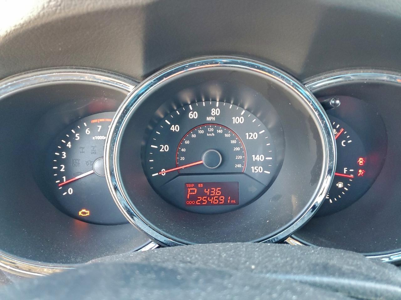 2011 KIA SORENTO BASE photo 9