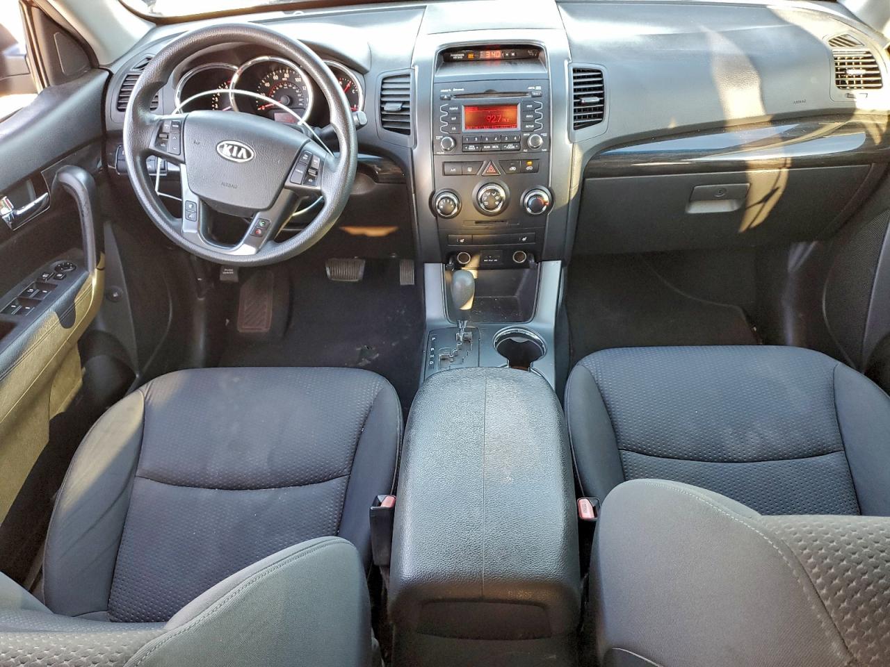 2011 KIA SORENTO BASE photo 8