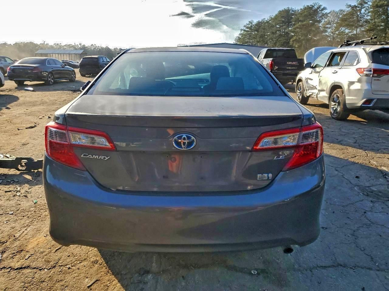 2014 TOYOTA CAMRY HYBRID photo 6