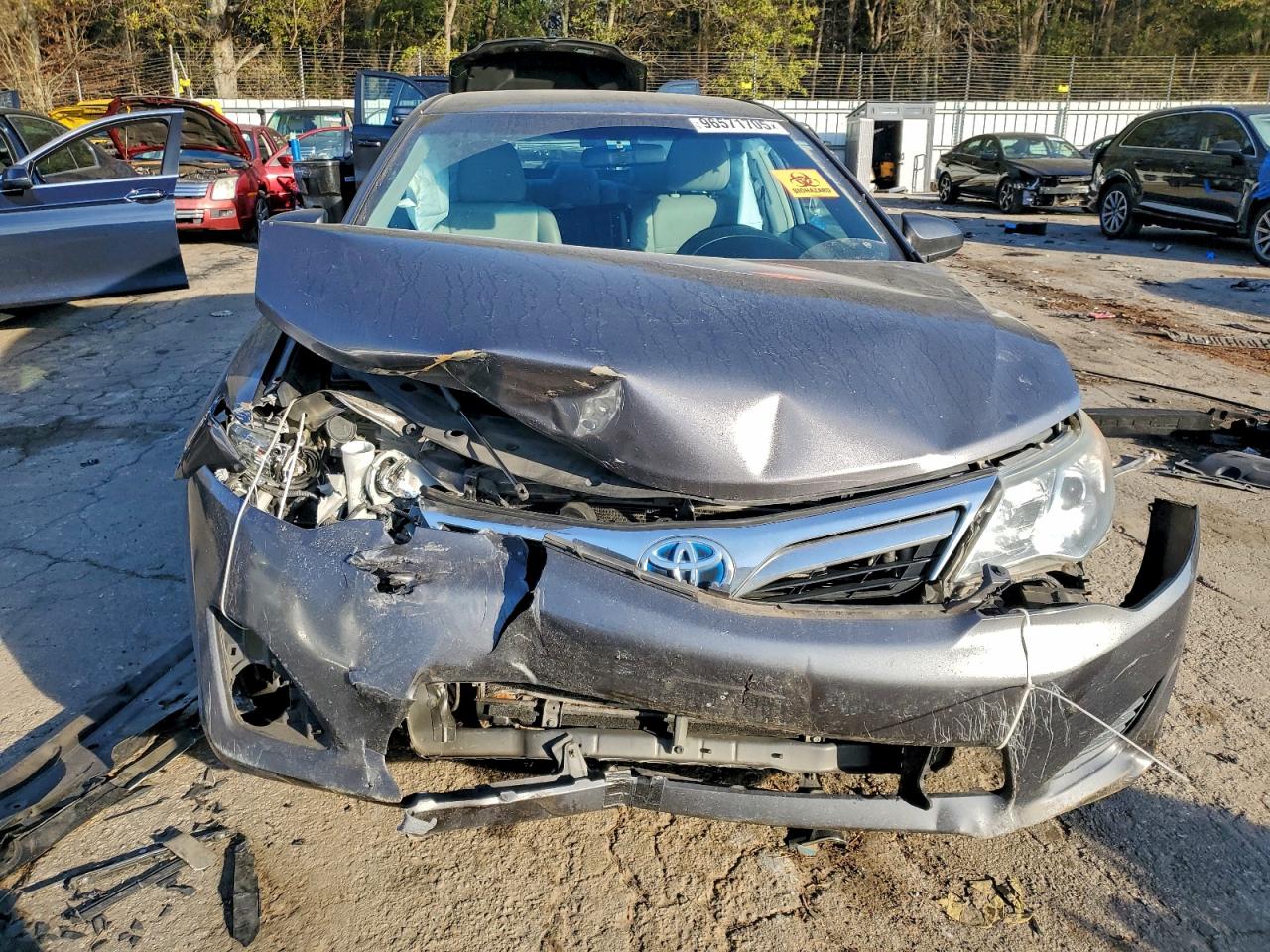 2014 TOYOTA CAMRY HYBRID photo 5