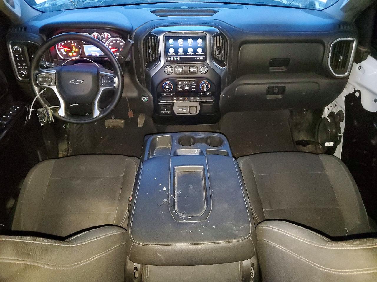 2019 CHEVROLET SILVERADO K1500 RST photo 8