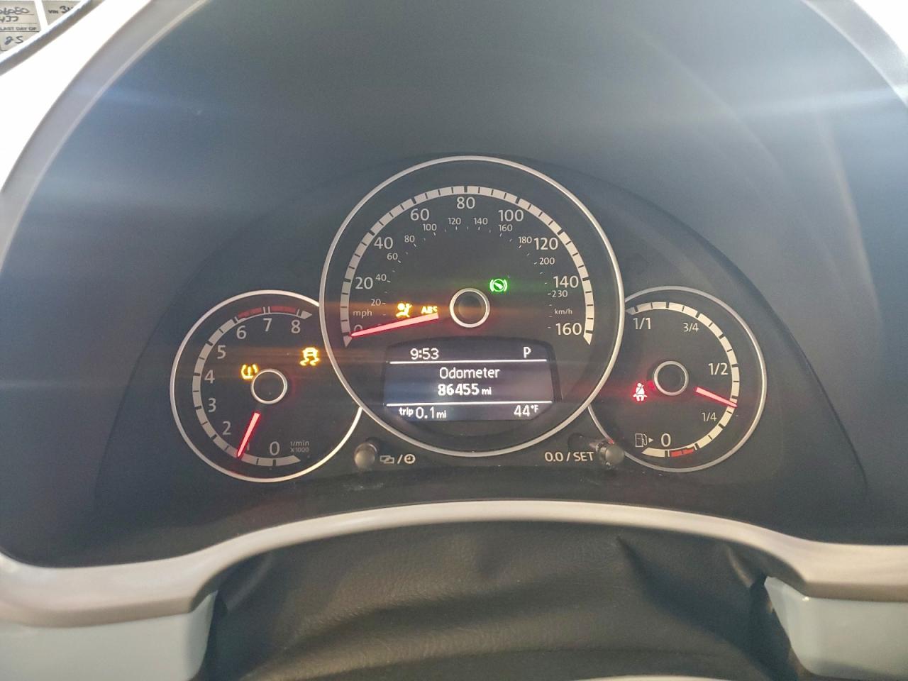 2015 VOLKSWAGEN BEETLE 1.8T photo 9