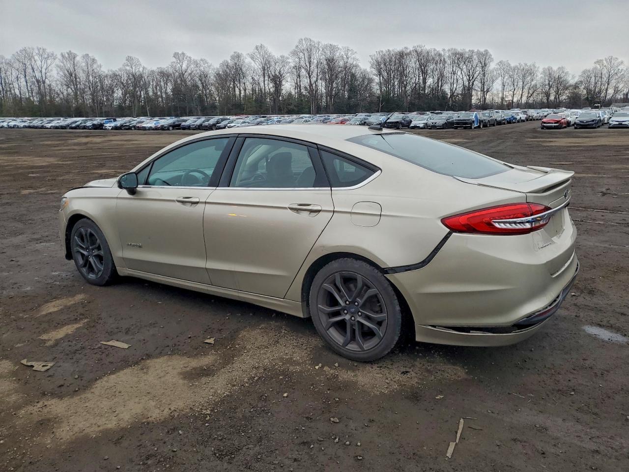 2018 FORD FUSION SE HYBRID photo 2