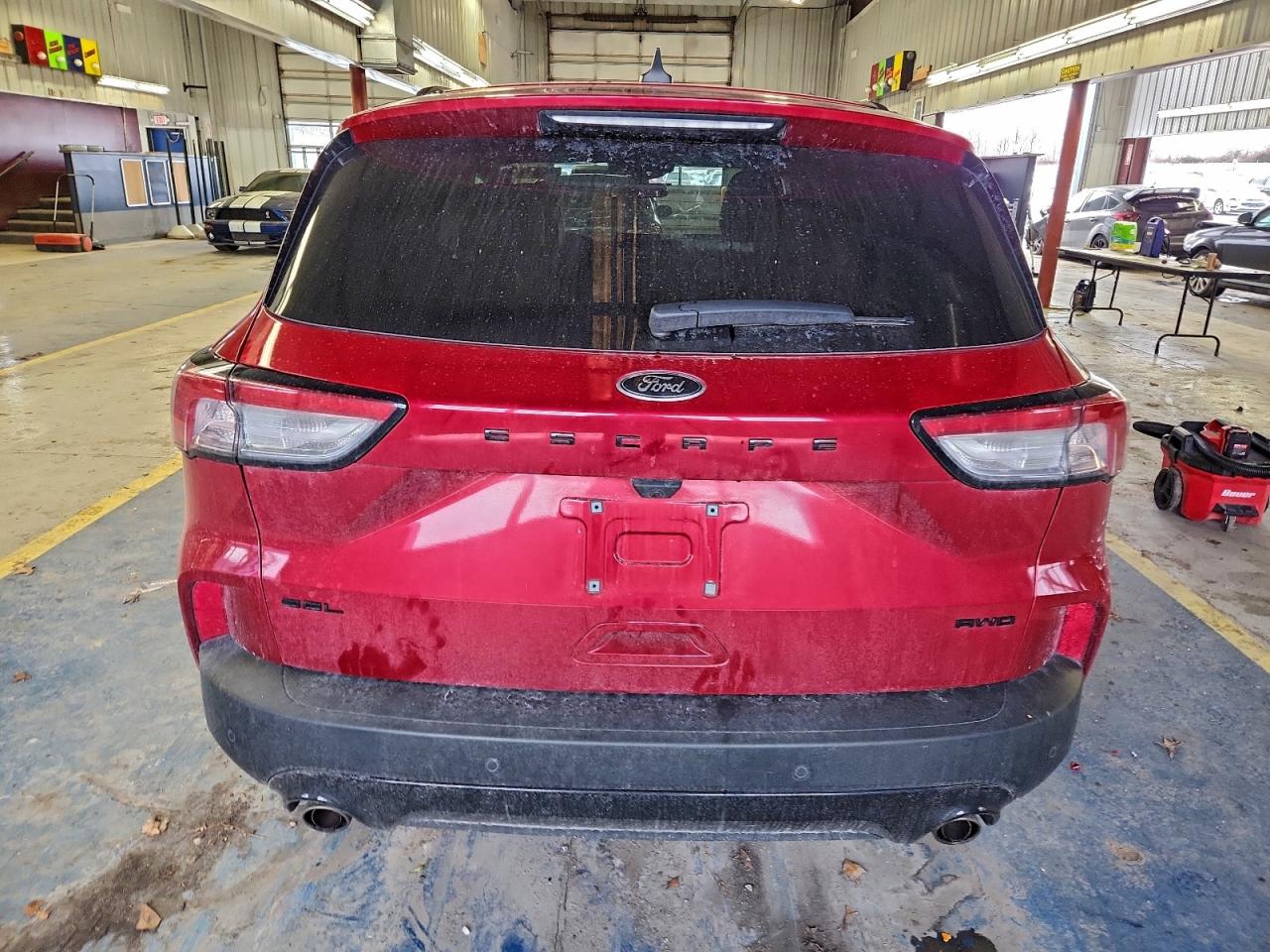 2022 FORD ESCAPE SEL photo 11