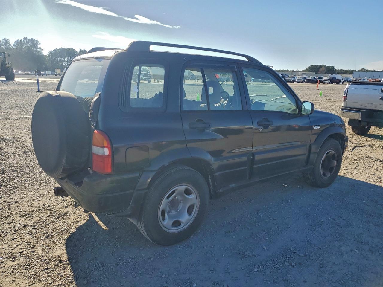 2001 SUZUKI GRAND VITARA JX photo 3