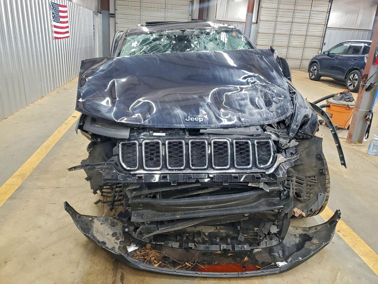 2024 JEEP GRAND CHEROKEE LIMITED 4XE photo 5