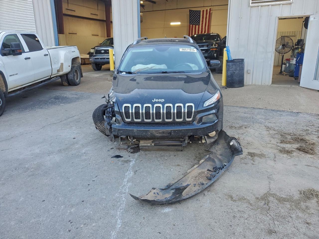 2014 JEEP CHEROKEE LATITUDE photo 5