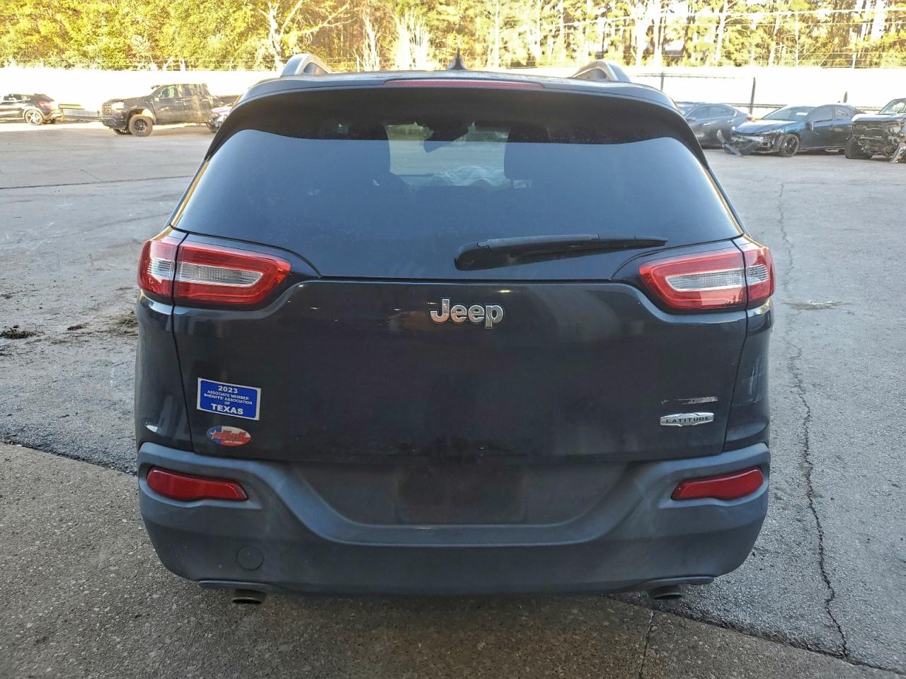 2014 JEEP CHEROKEE LATITUDE photo 6