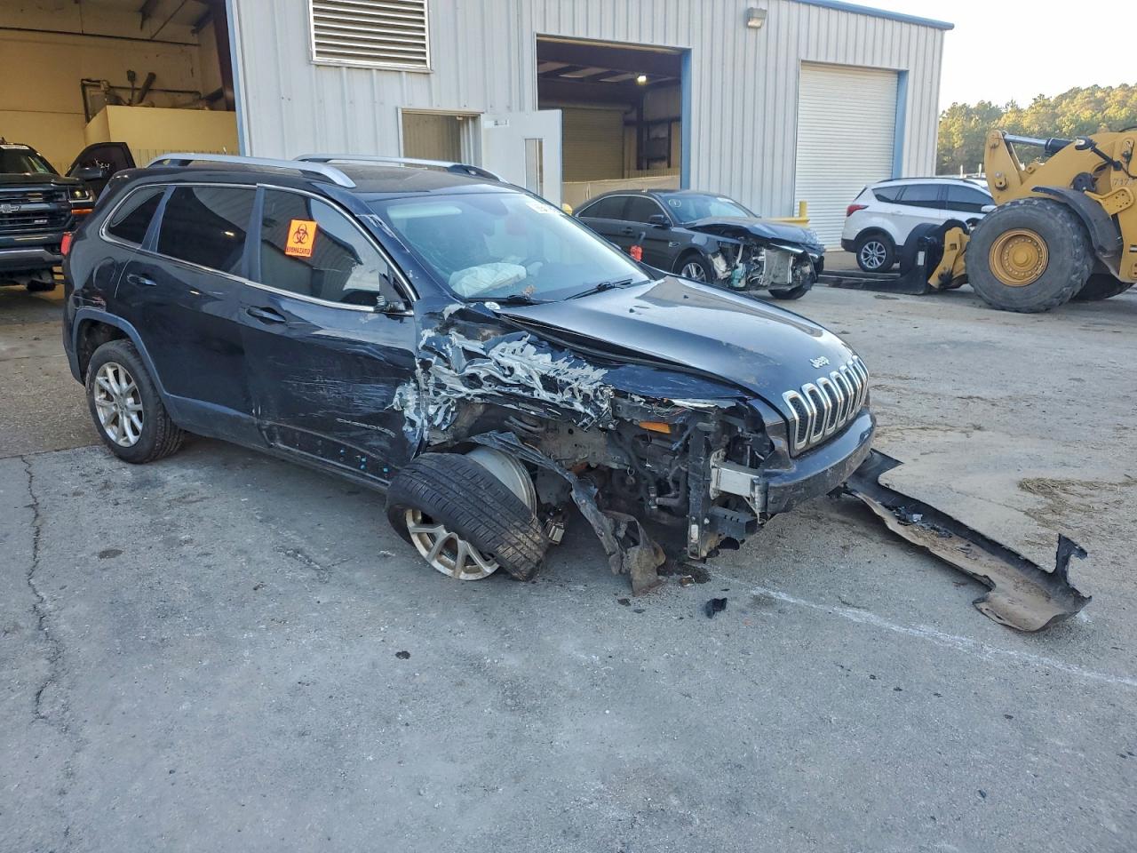 2014 JEEP CHEROKEE LATITUDE photo 4