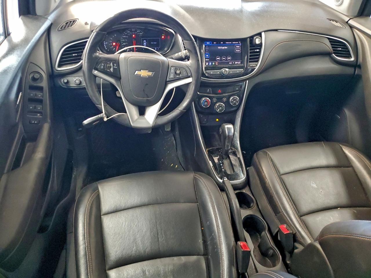 2020 CHEVROLET TRAX PREMIER photo 8