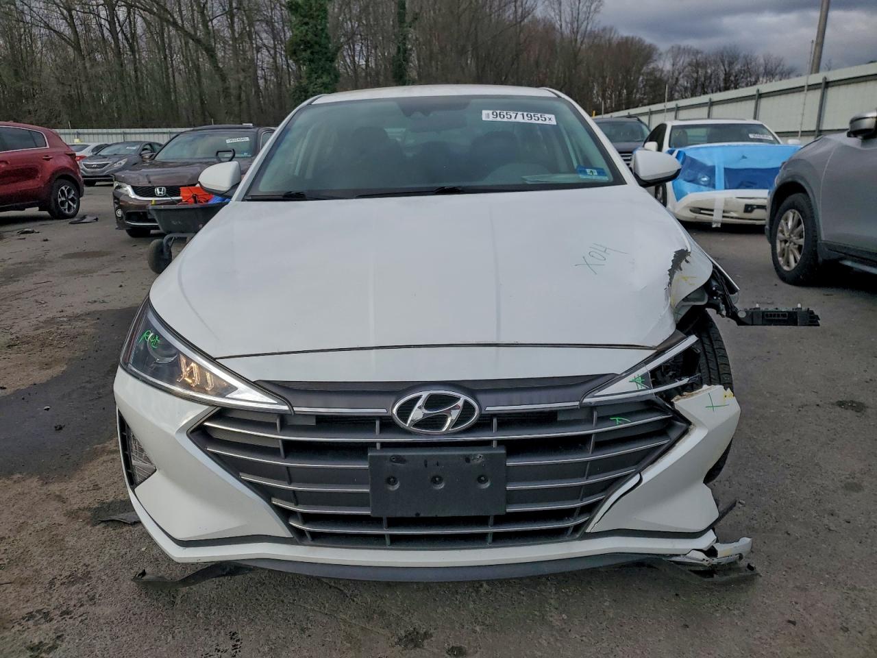 2020 HYUNDAI ELANTRA SE photo 5