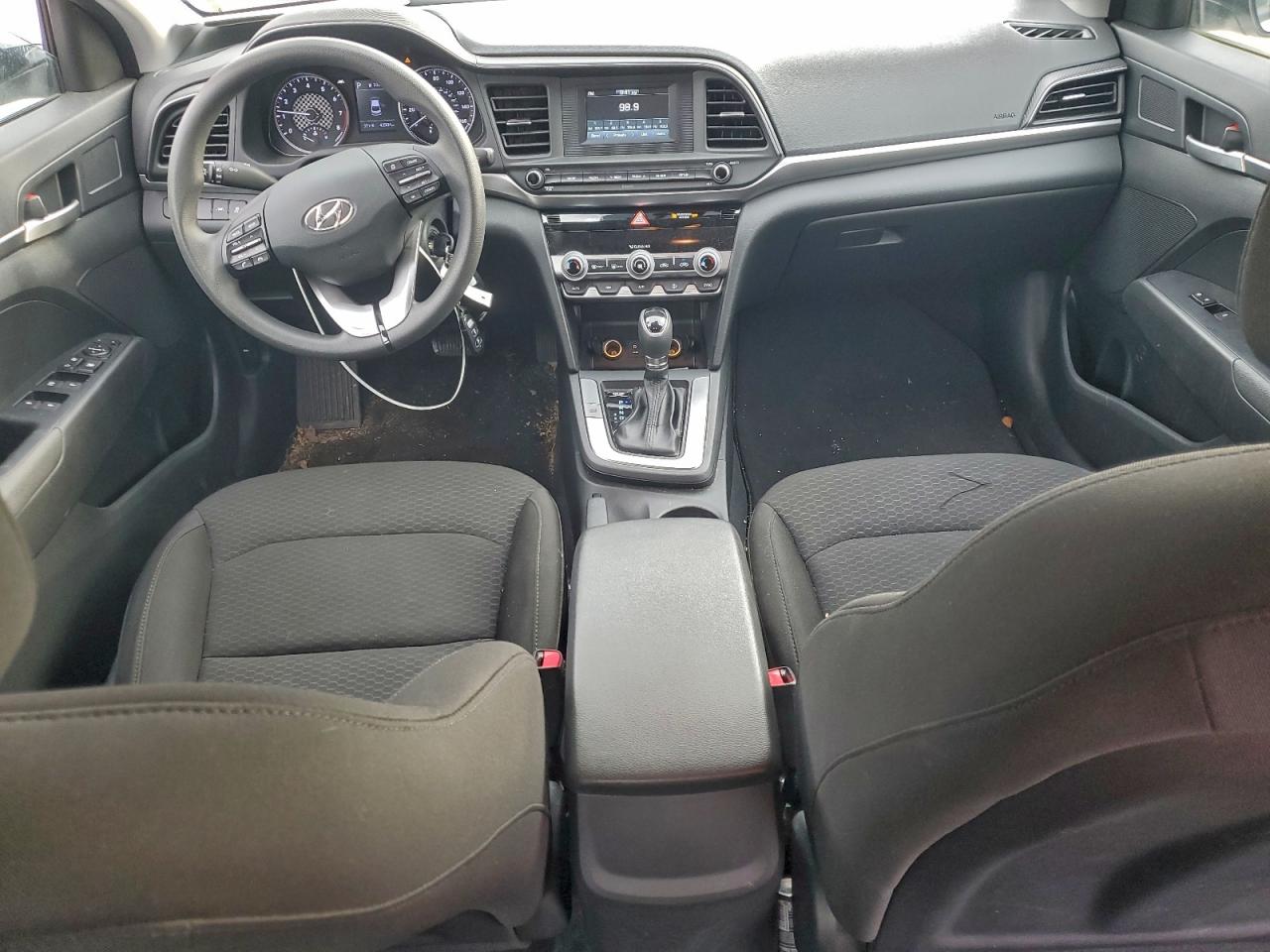 2020 HYUNDAI ELANTRA SE photo 8