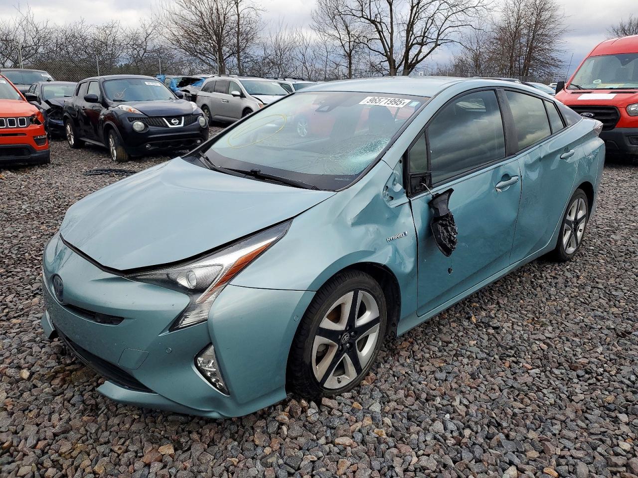 2017 TOYOTA PRIUS