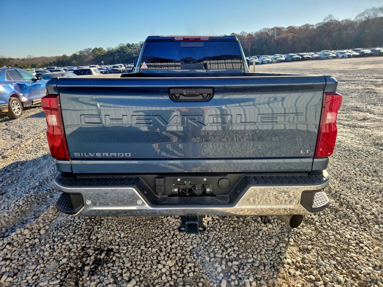 2025 CHEVROLET SILVERADO K3500 LT photo 6