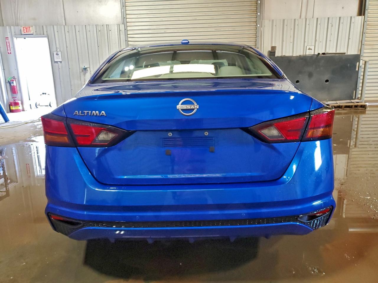 2025 NISSAN ALTIMA SV photo 6
