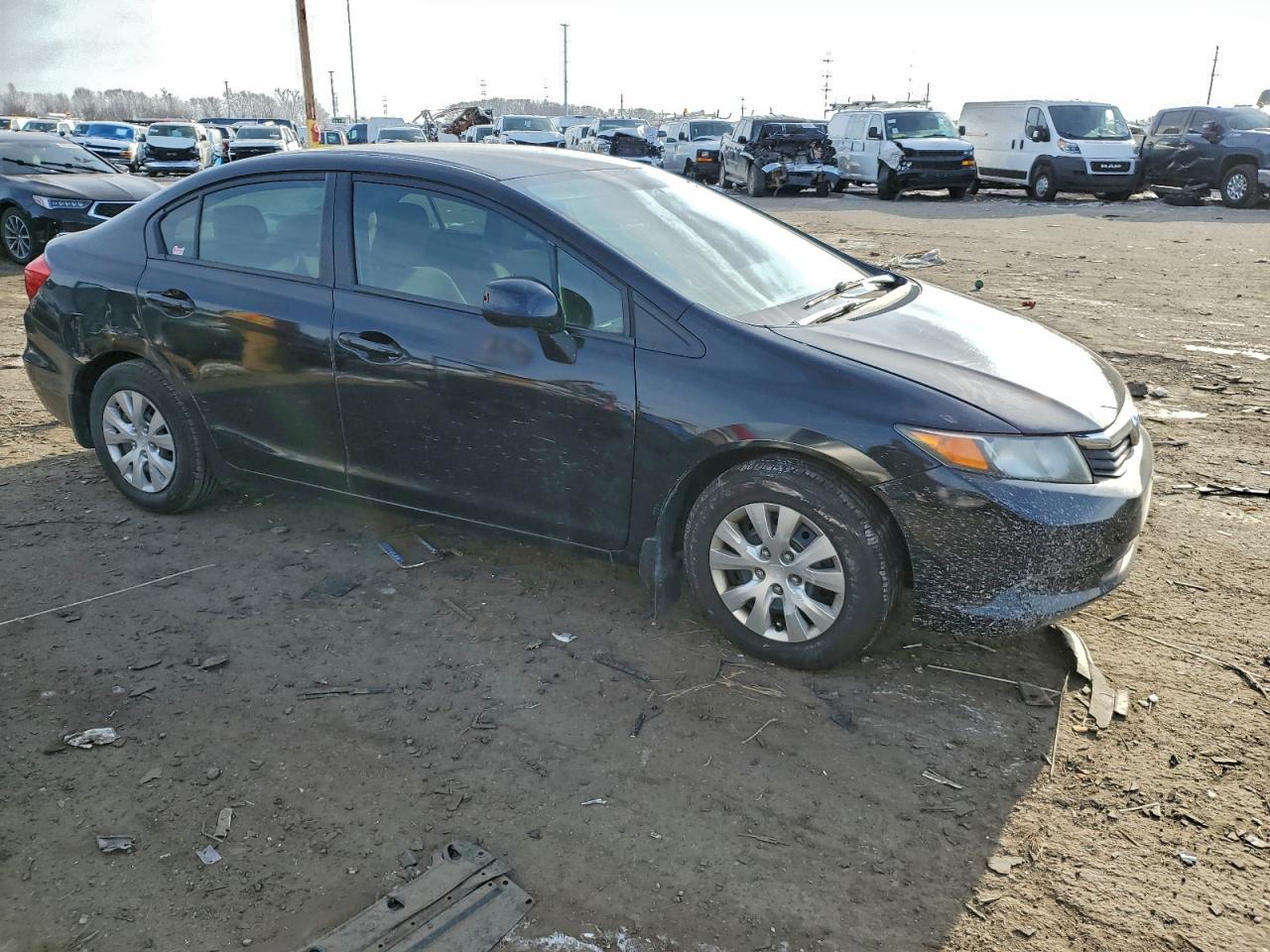 2012 HONDA CIVIC LX photo 4