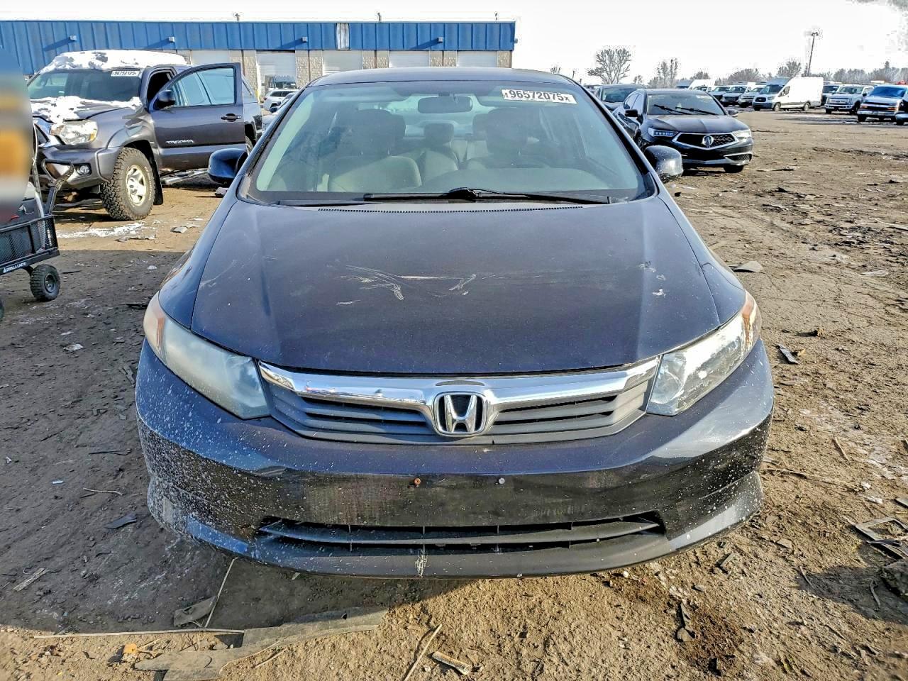 2012 HONDA CIVIC LX photo 5